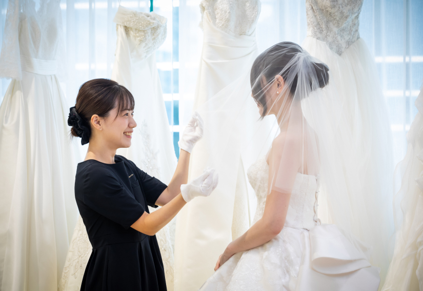 ★働き方は自由に選べる★ドレスショップで受付＊接客＜東岡崎＞