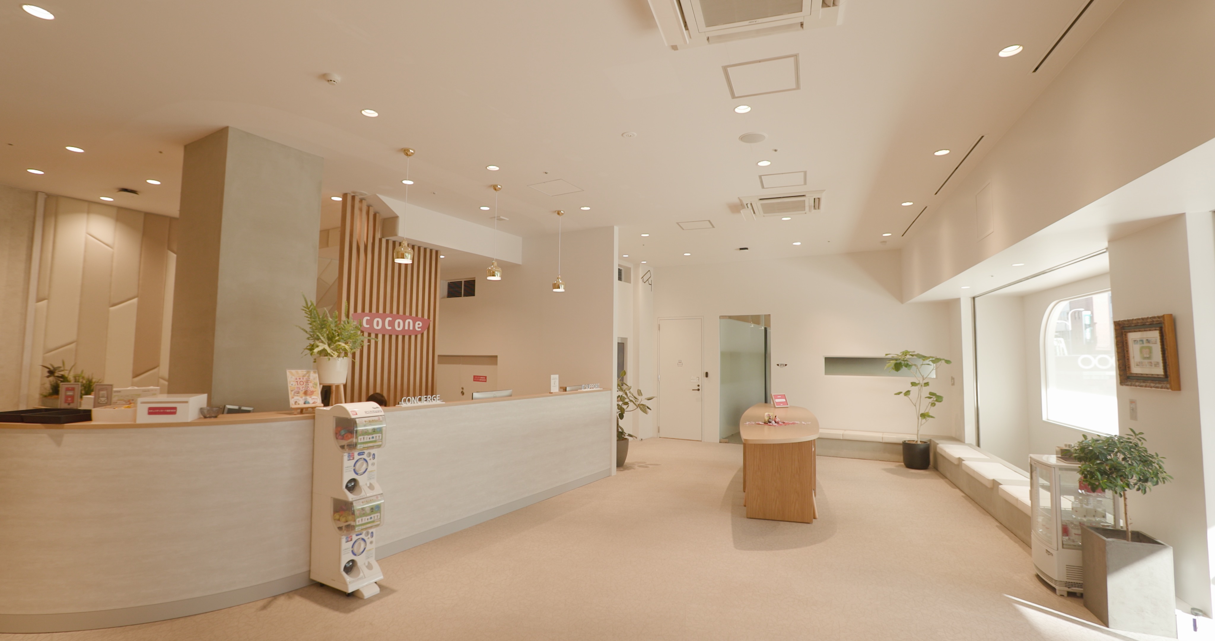 ★電話なし★＼服装髪型自由／食堂あり♪月収例：約32万★