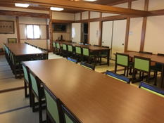 【春日駅4分】長期！予約制店でお食事を運ぶ&片付け作業◇