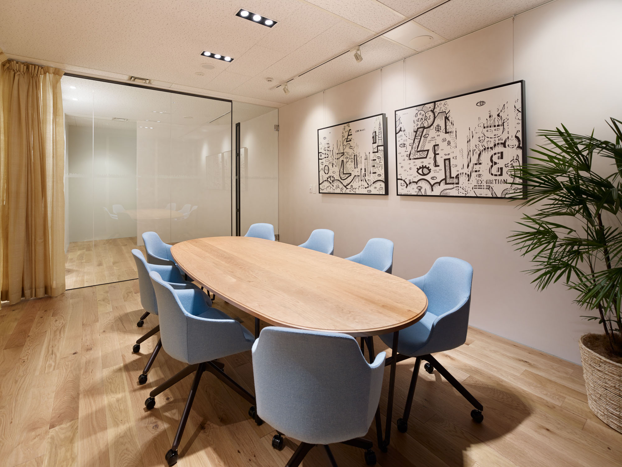 ＼月収32万◎日次～月次経理サポート／服装自由★不動産＠外苑前