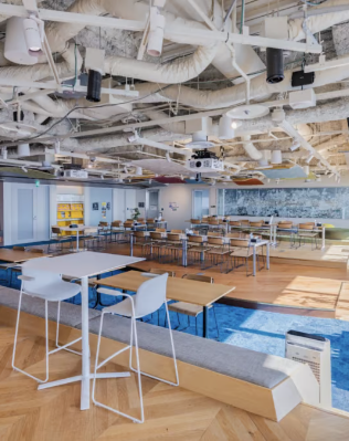 ＼フードデリバリー企業／週３在宅＆お昼無料♪サポート品質管理