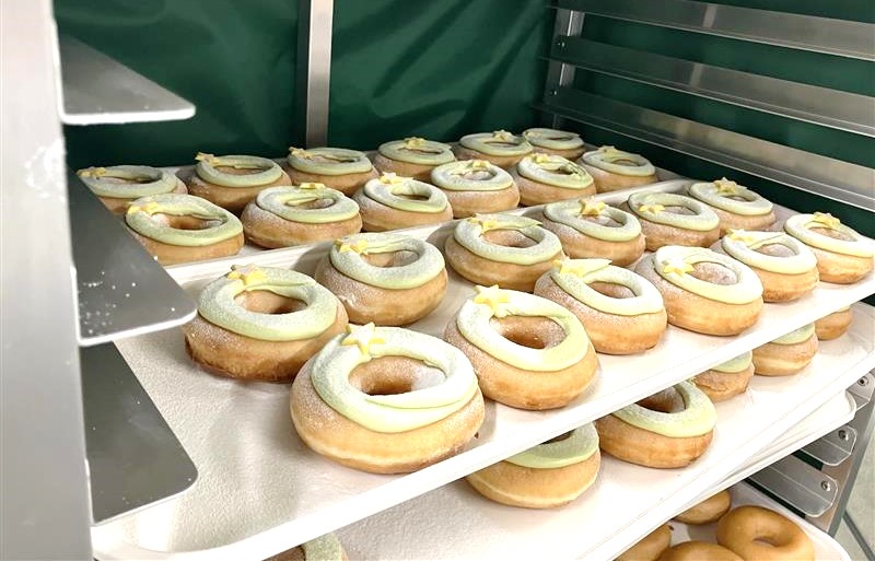 【高時給2000円↑】ドーナツ販売会社☆物流事務の経験者求ム！