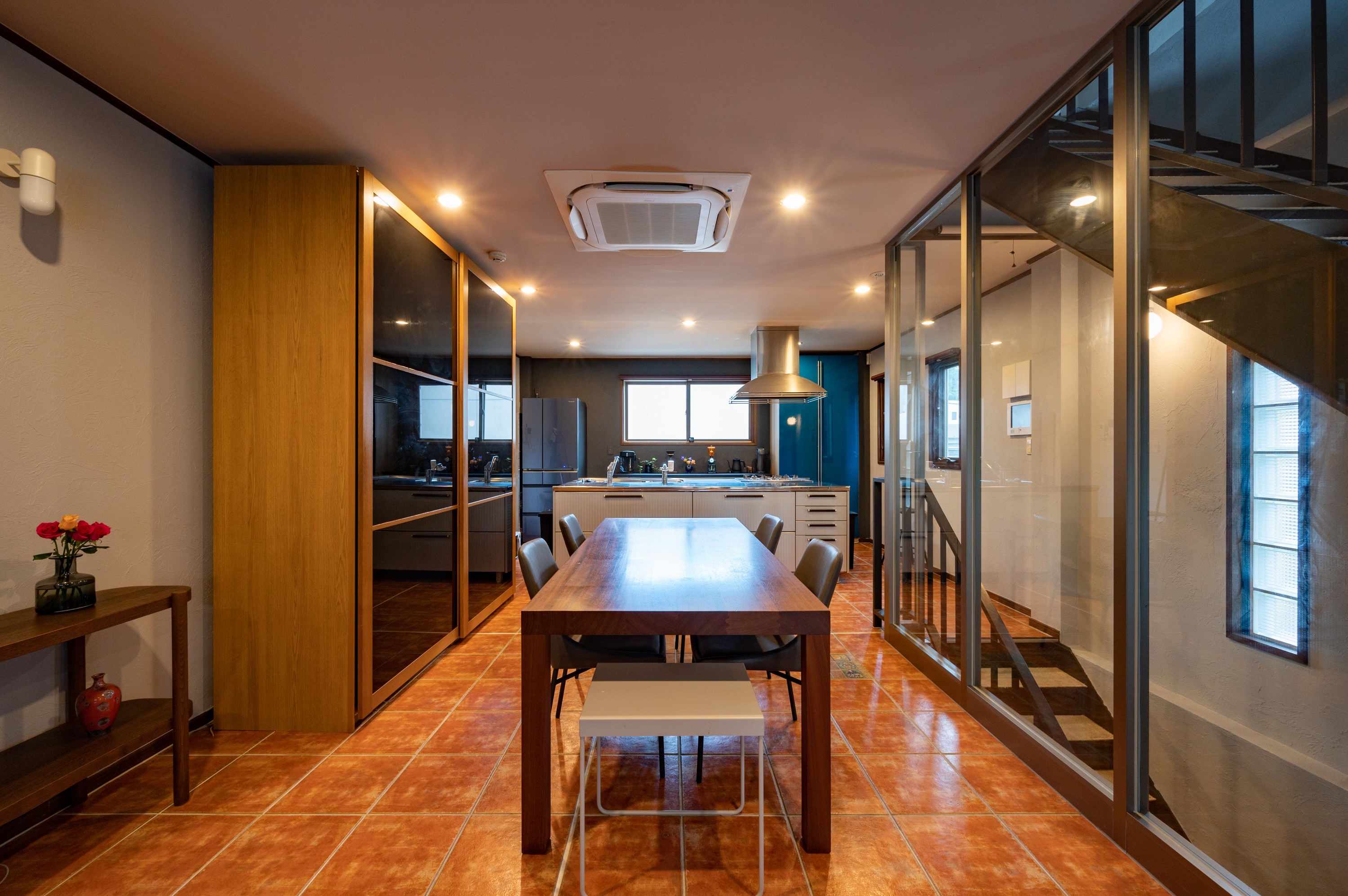 【4月開始！】事務経験を活かしてスキルアップ！部内サポート