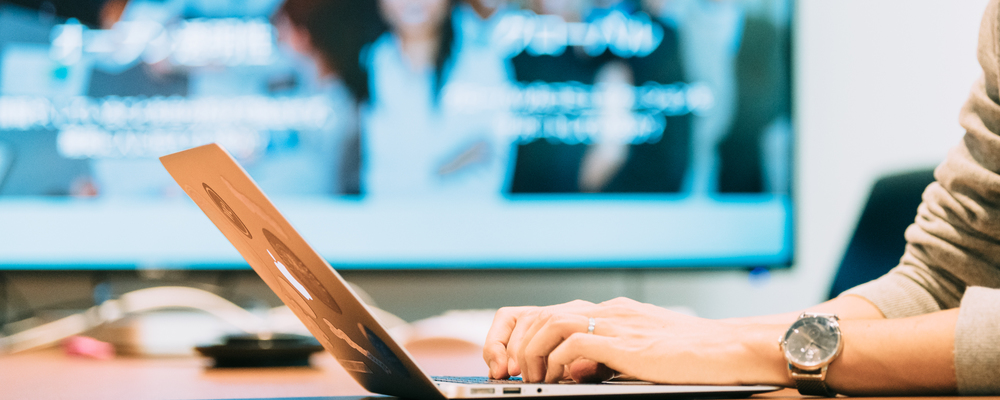 【在宅週２日】時給2,000円☆長期でハタラク♪★駅チカ☆彡