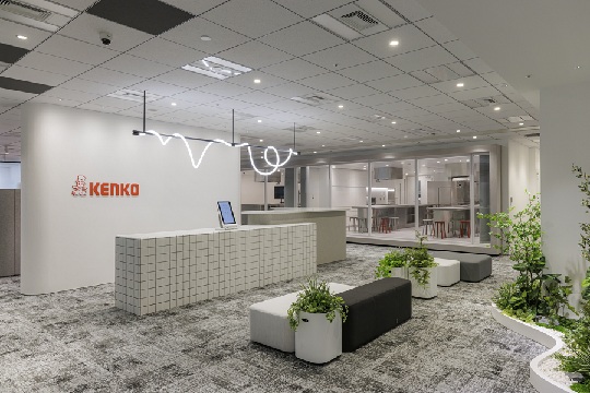 ★大手食品★＼教育体制◎／新築office♪定時17時まで★