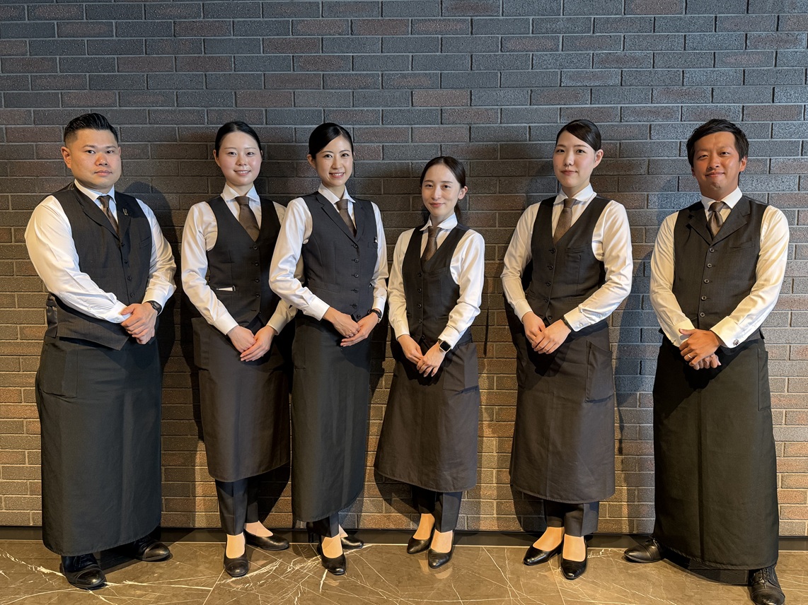 ＼トヨタGr:VIP対応をお任せ／接客経験者歓迎◎土日祝休み