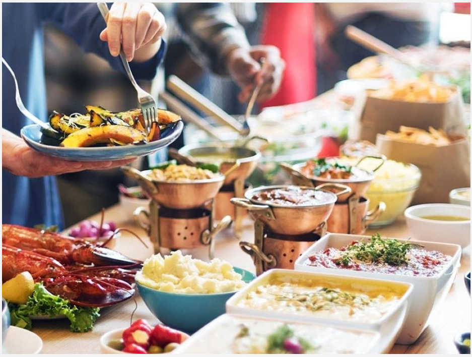 ＼時給1200円×扶養内×土日祝休／レストランのホールスタッフ☆