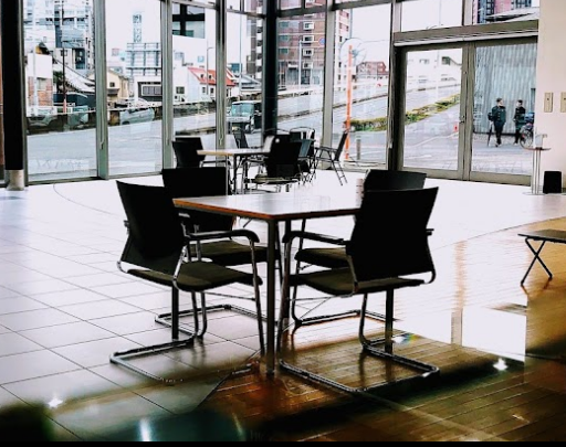 ＜カーディーラー受付＞◎フロント対応と事務◎＜西小倉＞