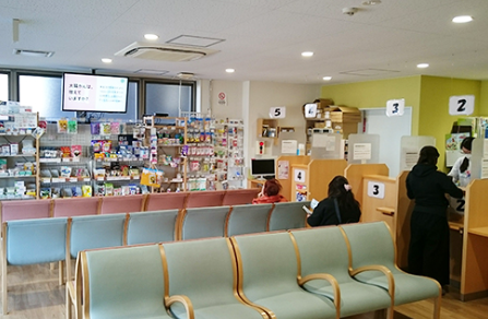 接客スキルを活かして事務にチャレンジ☆調剤事務◇20代活躍中★