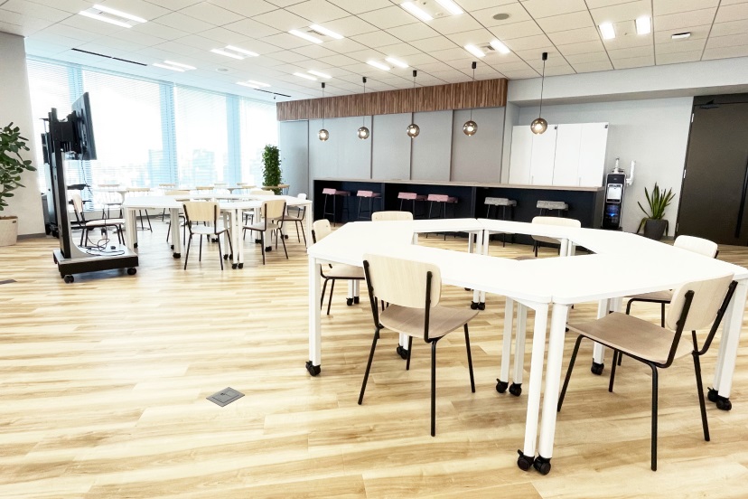 【5月開始】服装･ネイル自由☆アシスタント事務○残業なし◆