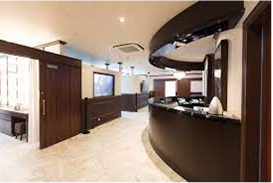 ＼社員化実績あり／高級感溢れる美容クリニック×未経験OK受付♪