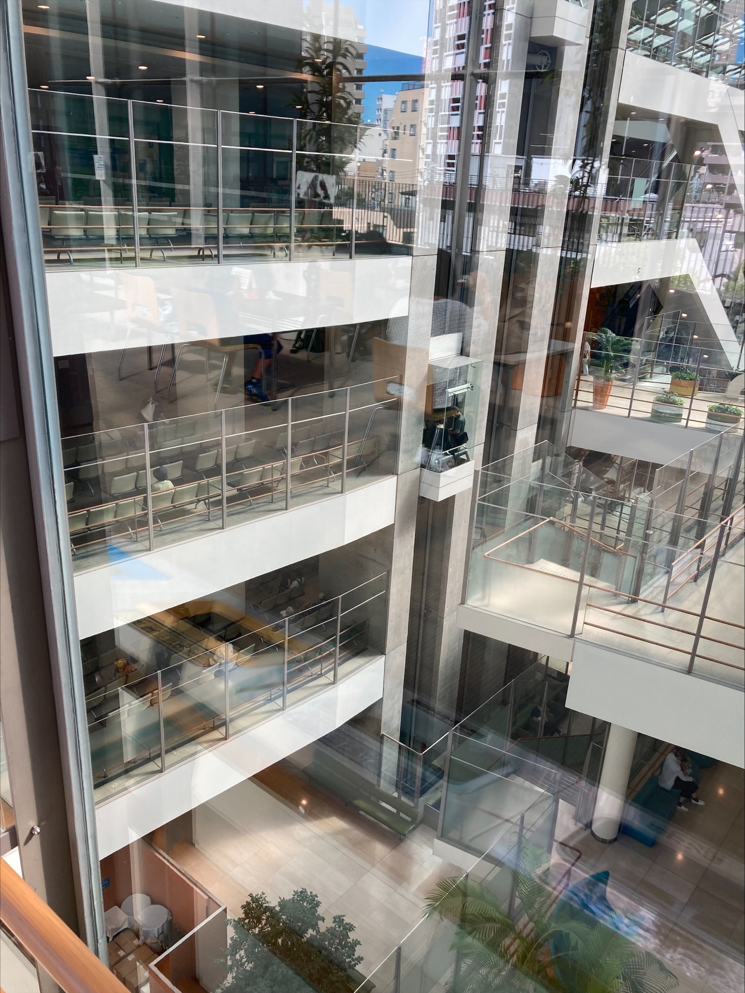 【事務スキルアップを応援！】PC操作メイン！大学病院×職員サポ