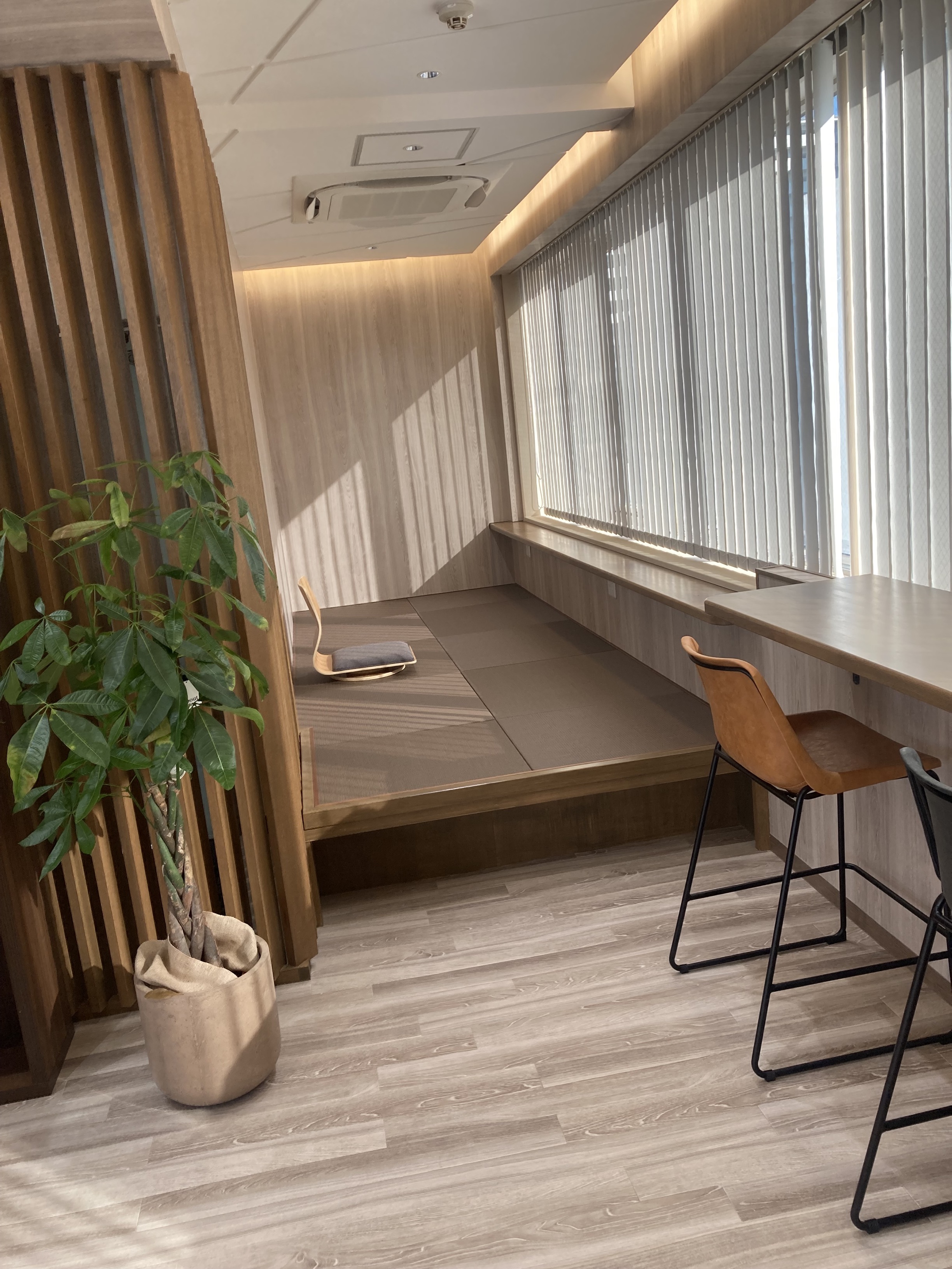 高時給1700円↑時間相談OK★環境◎経験生かす↑社保手続き業務◎