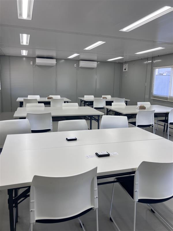 【年収485万以上】年間休日123日◆未経験OK★パーツ取付作業☆彡