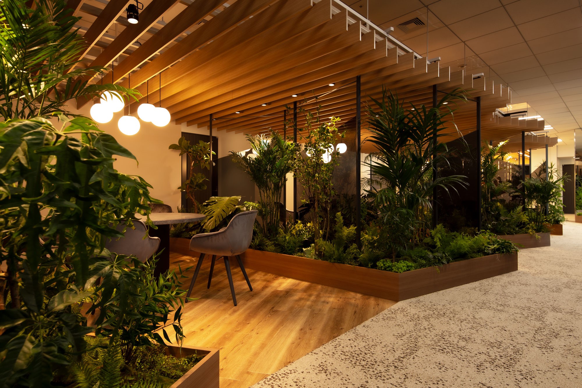 就業先イメージ