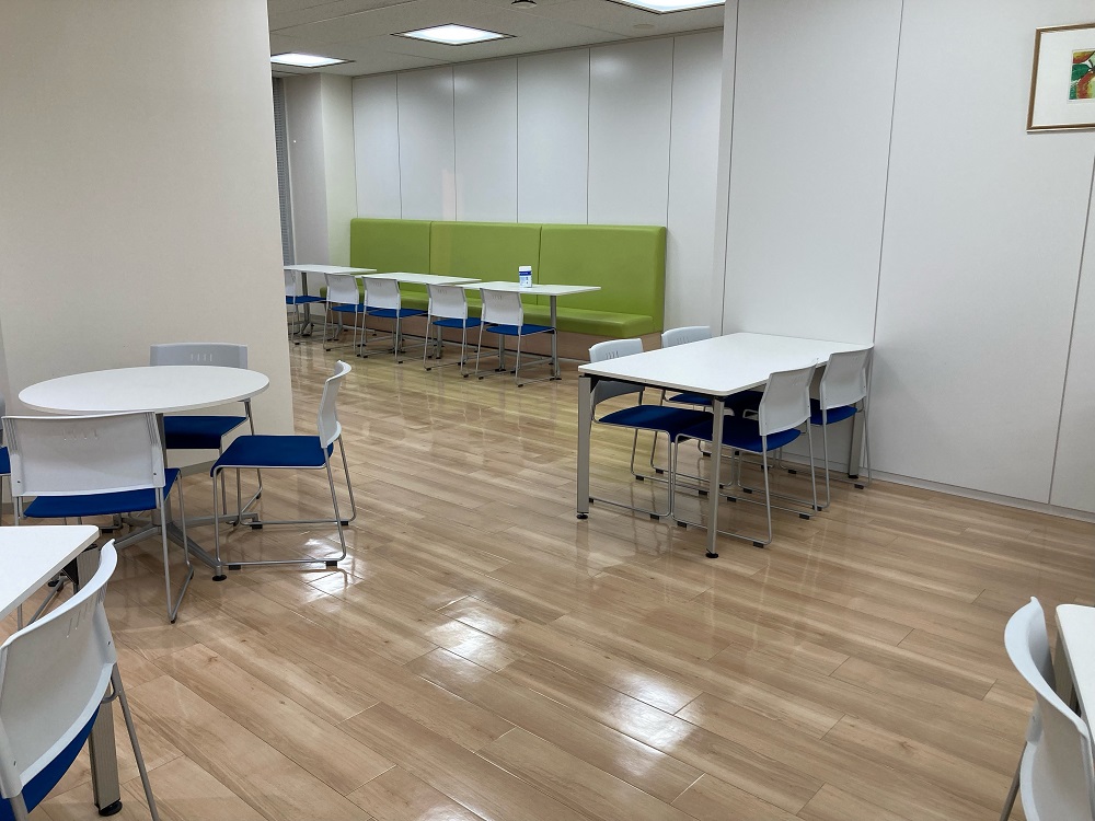 ＜梅田直結★月収26万＞大手メーカー×貿易ジム♪残業なし◎