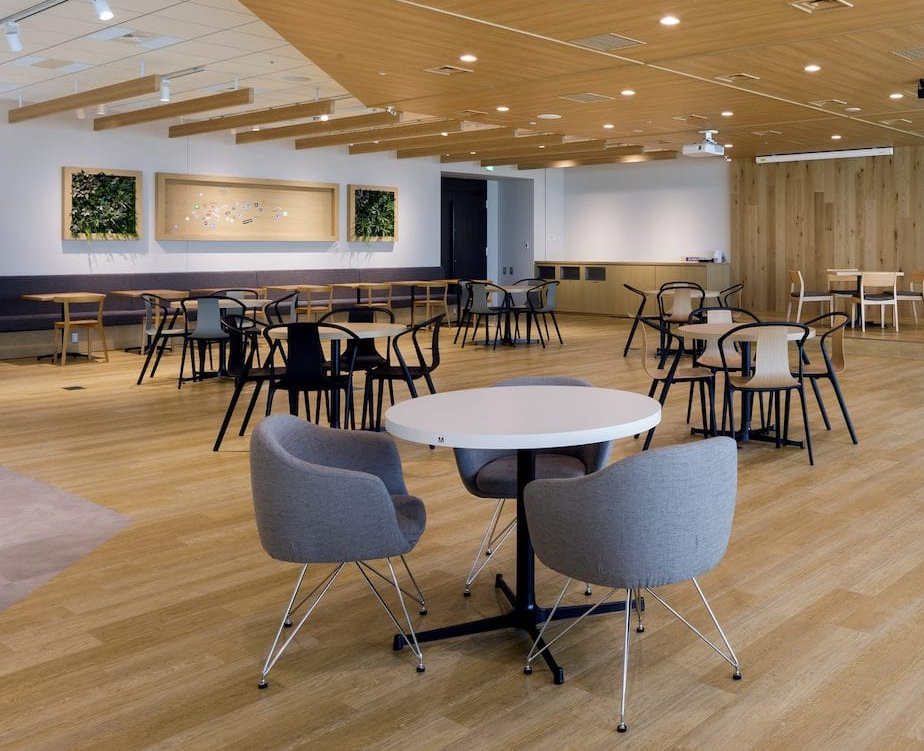 ＼｡･CMで話題★今ドキあのIT企業で総務のお仕事♪10時START*｡／