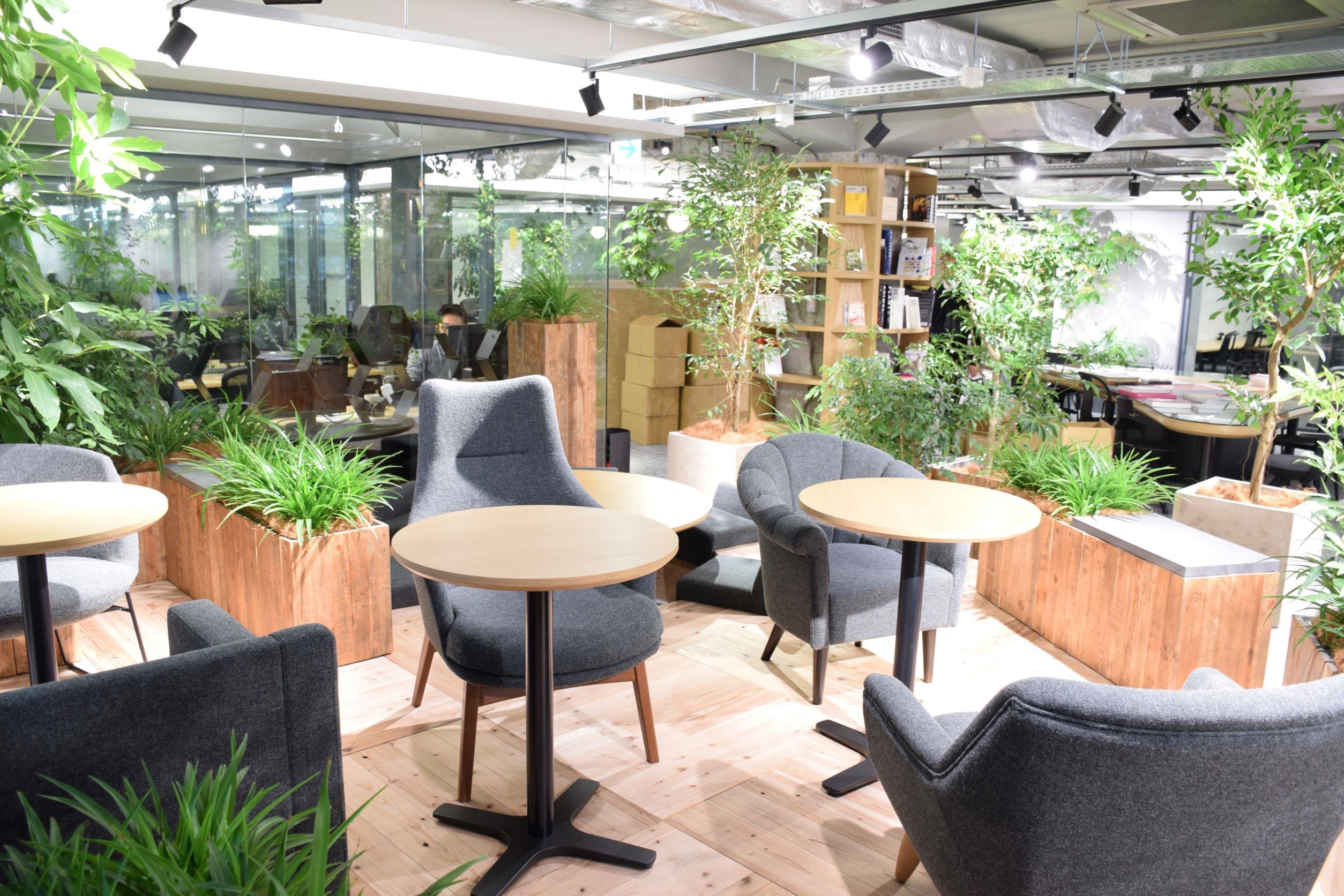 ＜在宅あり×時短勤務OK＞月収31万！明るい社風の会社で人事◎