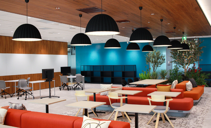 就業先イメージ