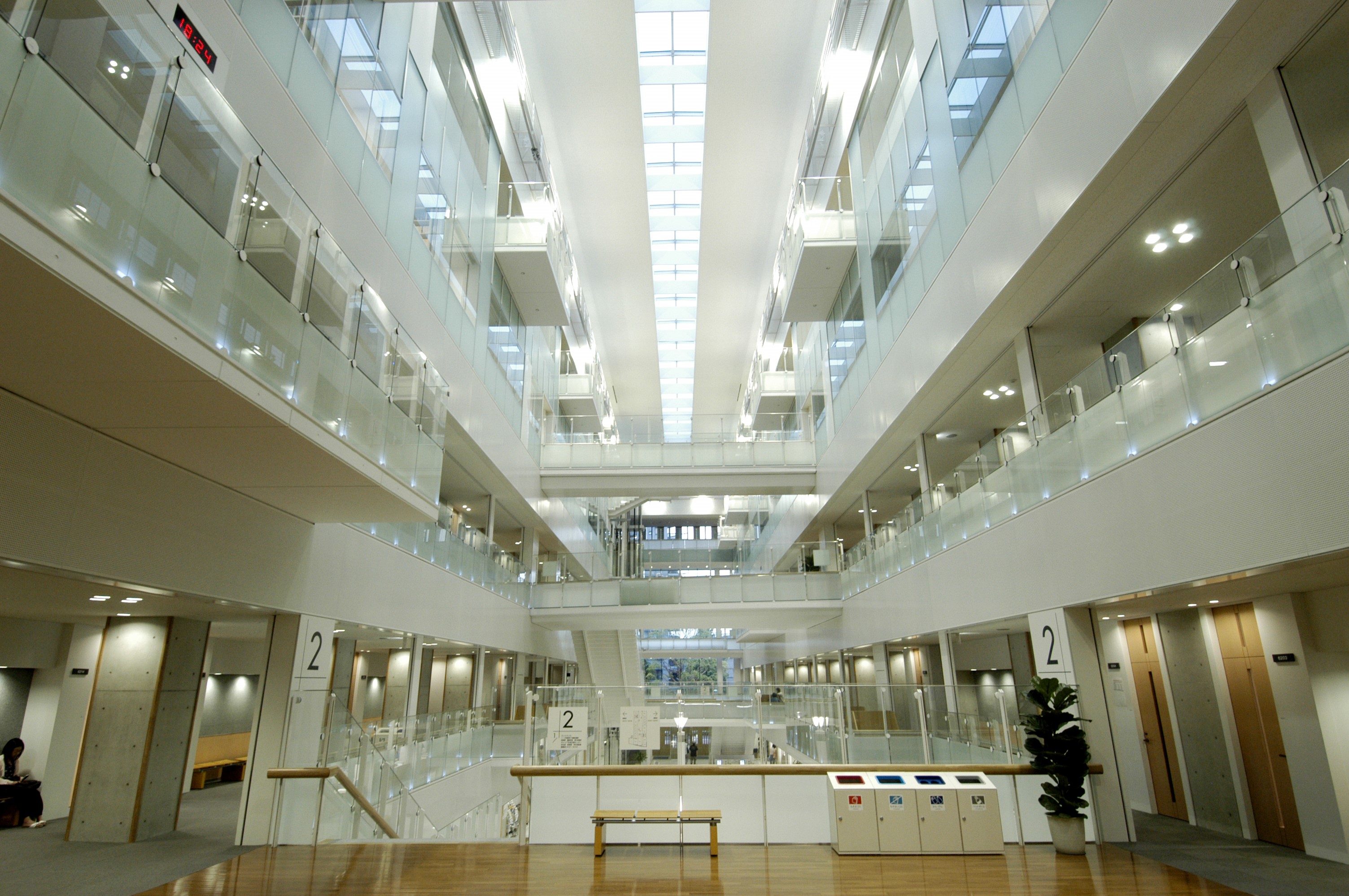＼即日開始／学生支援メインの簡単事務！　＠10時スタート
