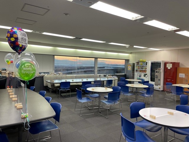 【6月スタート】★人気の空港areaでJOB★未経験から安心スタート