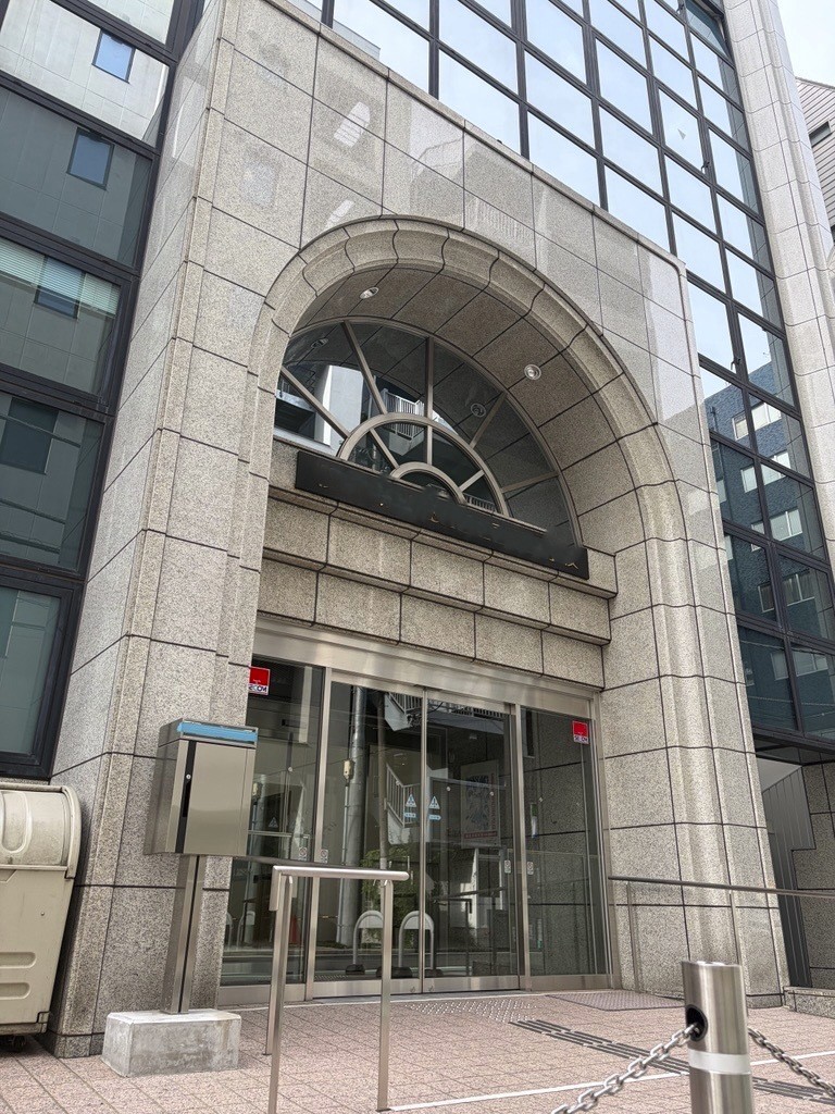 【横浜駅】未経験からチャレンジ☆大手専門学校での学校事務♪
