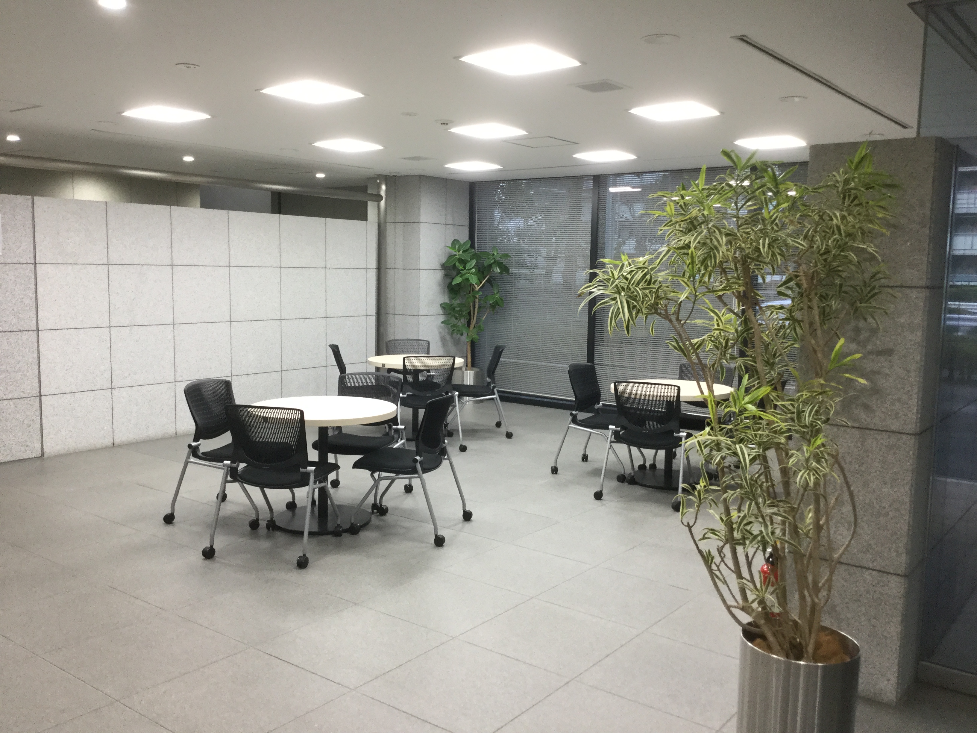 《北千住/梅島》長期！未経験OK！大手企業でヘルプデスク◇*