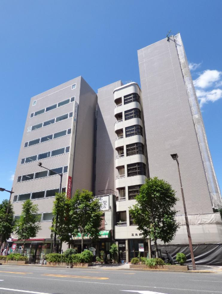 ＼2,000円★月次経理／駅チカ×食品会社！ピタッと17時まで