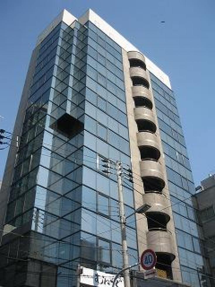 大阪駅からも徒歩★社員化の制度＆実績◎残業少なめ↑貿易サポ★