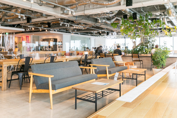 <経理×人気アパレル企業★>10時スタート＆髪色・ネイル自由♪