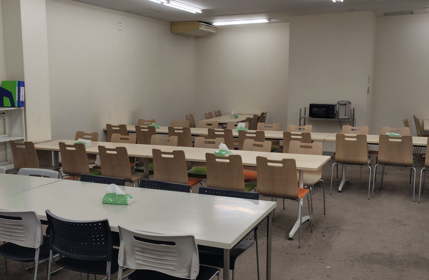 【基本残業なし＊17時台定時】時給1,600円♪事務・電話対応！