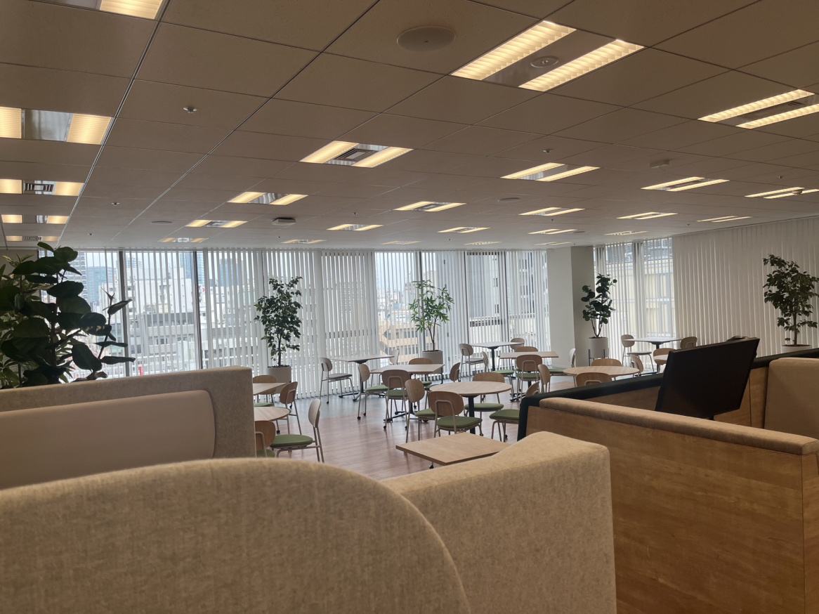 【社員化実績あり！】大手優良企業◆プラ容器の受発注★