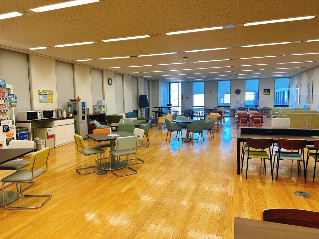 ＜大手商社★社員化制度あり↑＞電話少なめ♪サポート事務◎