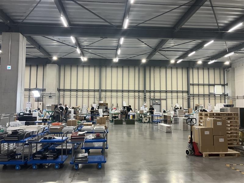 【年間休日124日】未経験歓迎◆家具の組み立て・入出荷業務☆彡