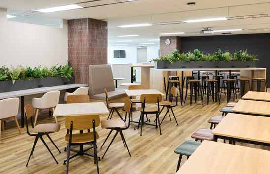 週4！スポーツ企業でかんたん事務サポ★事務未経験OK♪ネイルOK