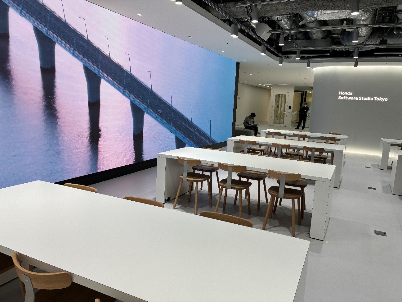 17時台退社×在宅あり／大手自動車メーカーで事業試算サポート