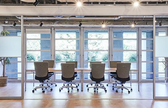 【高時給1950円】長期☆企業向け研修×事務サポート◆残業なし♪