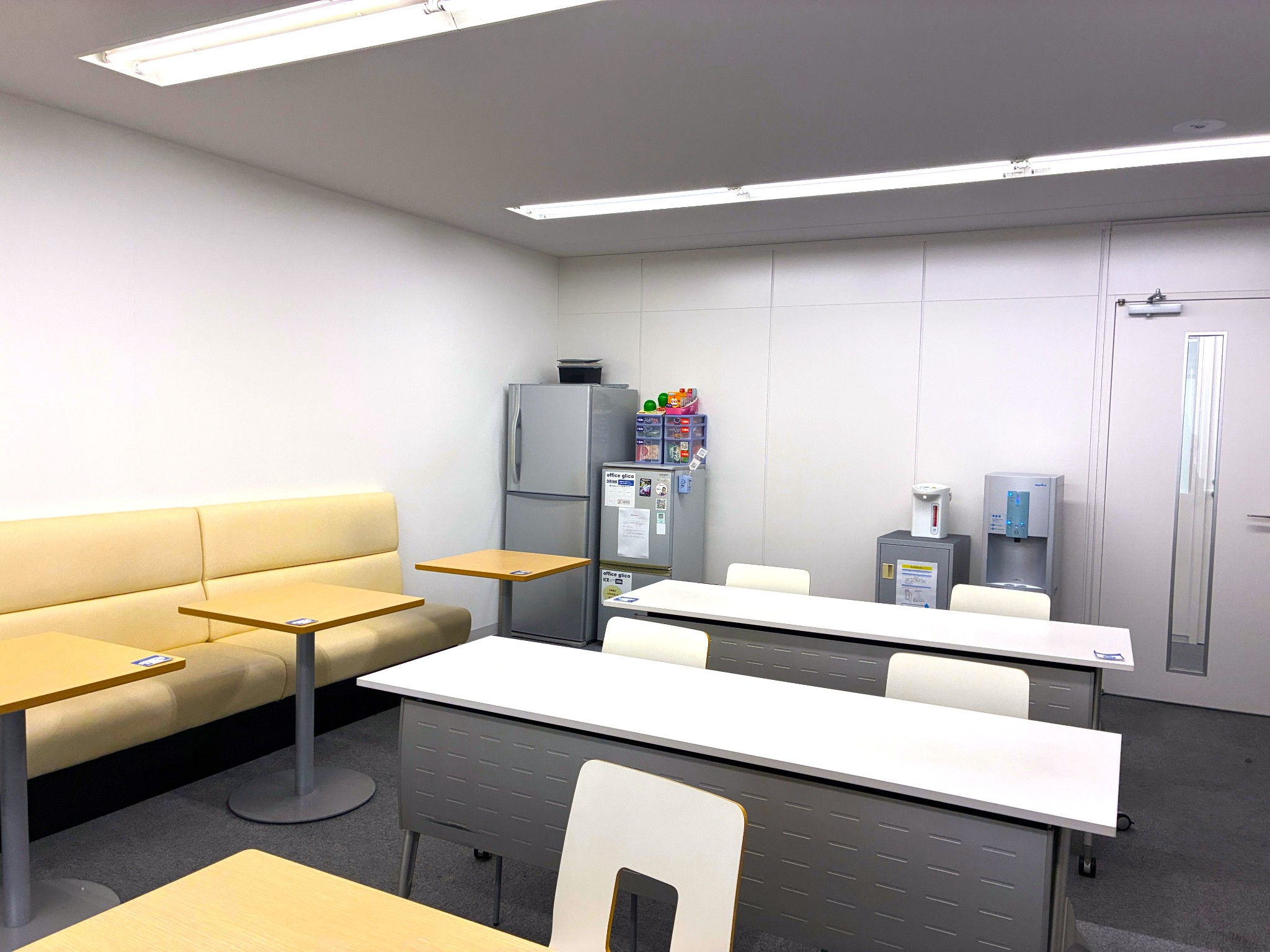 【高時給1400円★】研修あり＊事務センターSTAFF★社員実績あり