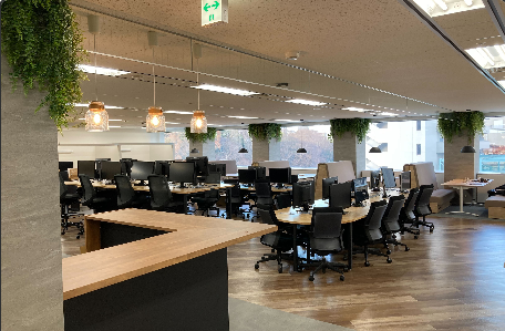 ＼経験活かせる☆労務／服装自由☆給与計算や社保手続きなど◎