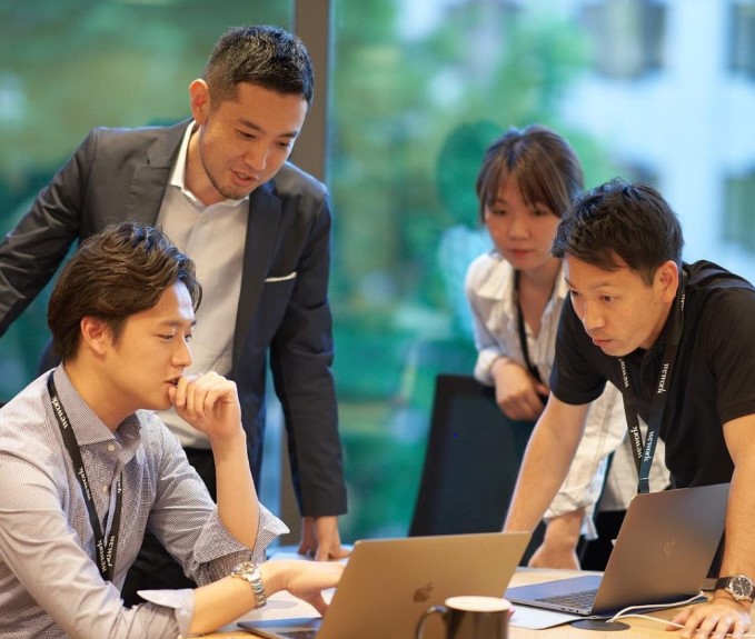 【在宅あり】月収30万円～♪＼残業ナシ＆電話少し／ネイル自由★