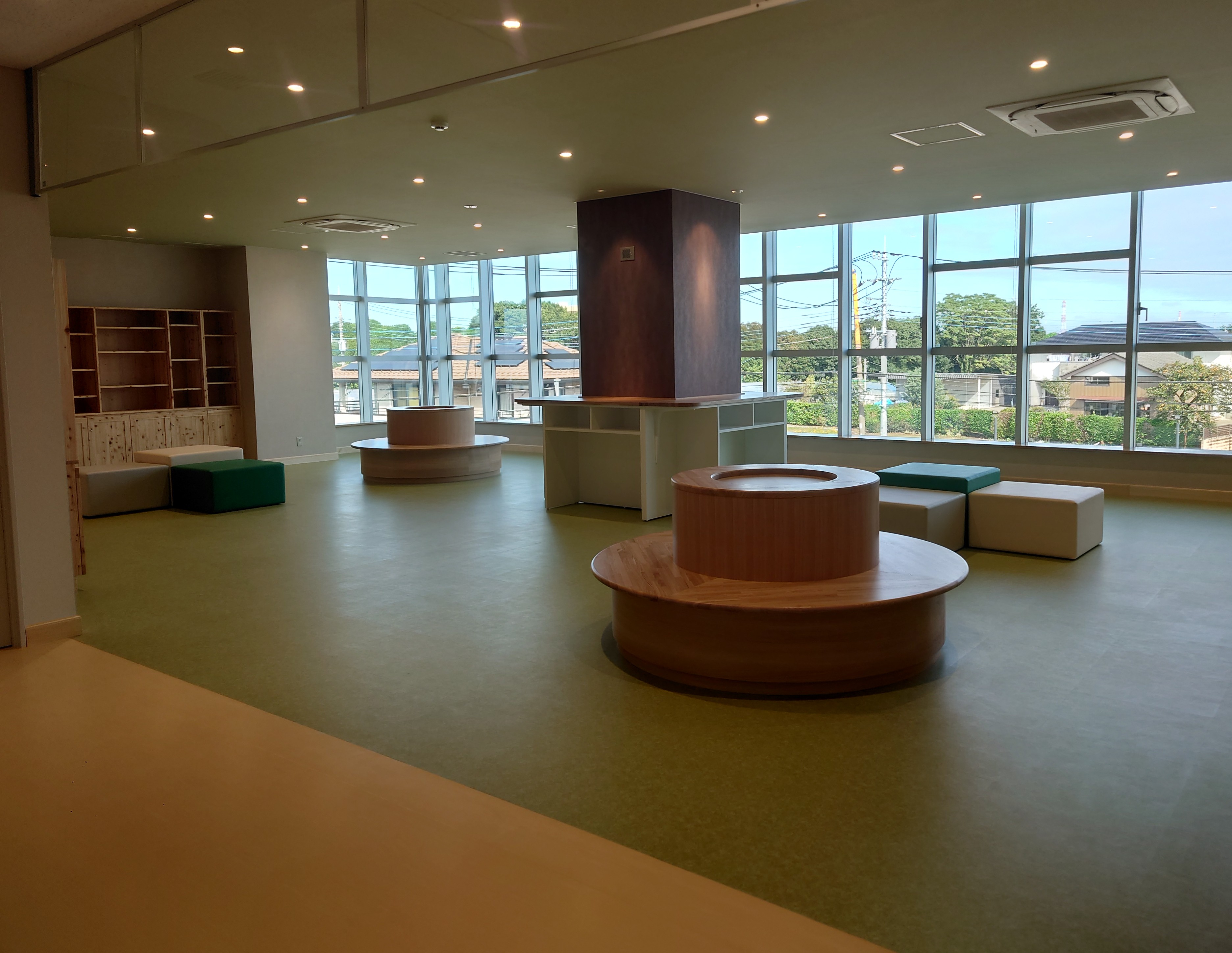 ＼月曜休み／年収320万以上♪三郷市ではたらく☆*企画のオシゴト