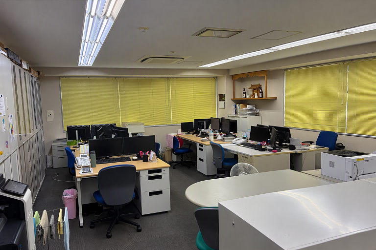 【11月開始】時給1550円○給与計算や社会保険手続き♪土日祝休
