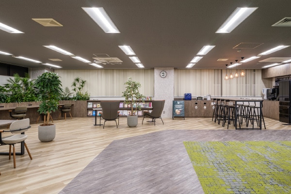 ＼1950円＆残業なし／広報部門で事務サポ★17:30定時＠茅場町