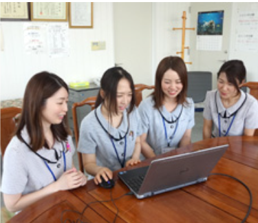 20・30代活躍／未経験から正社員×事務にチャレンジ／年収300万