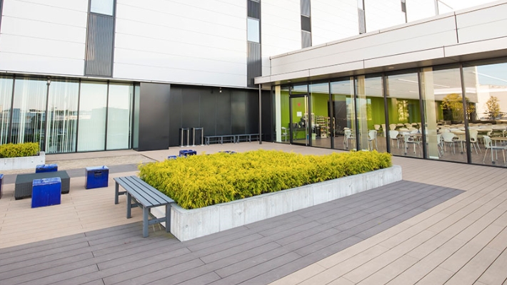 就業先イメージ