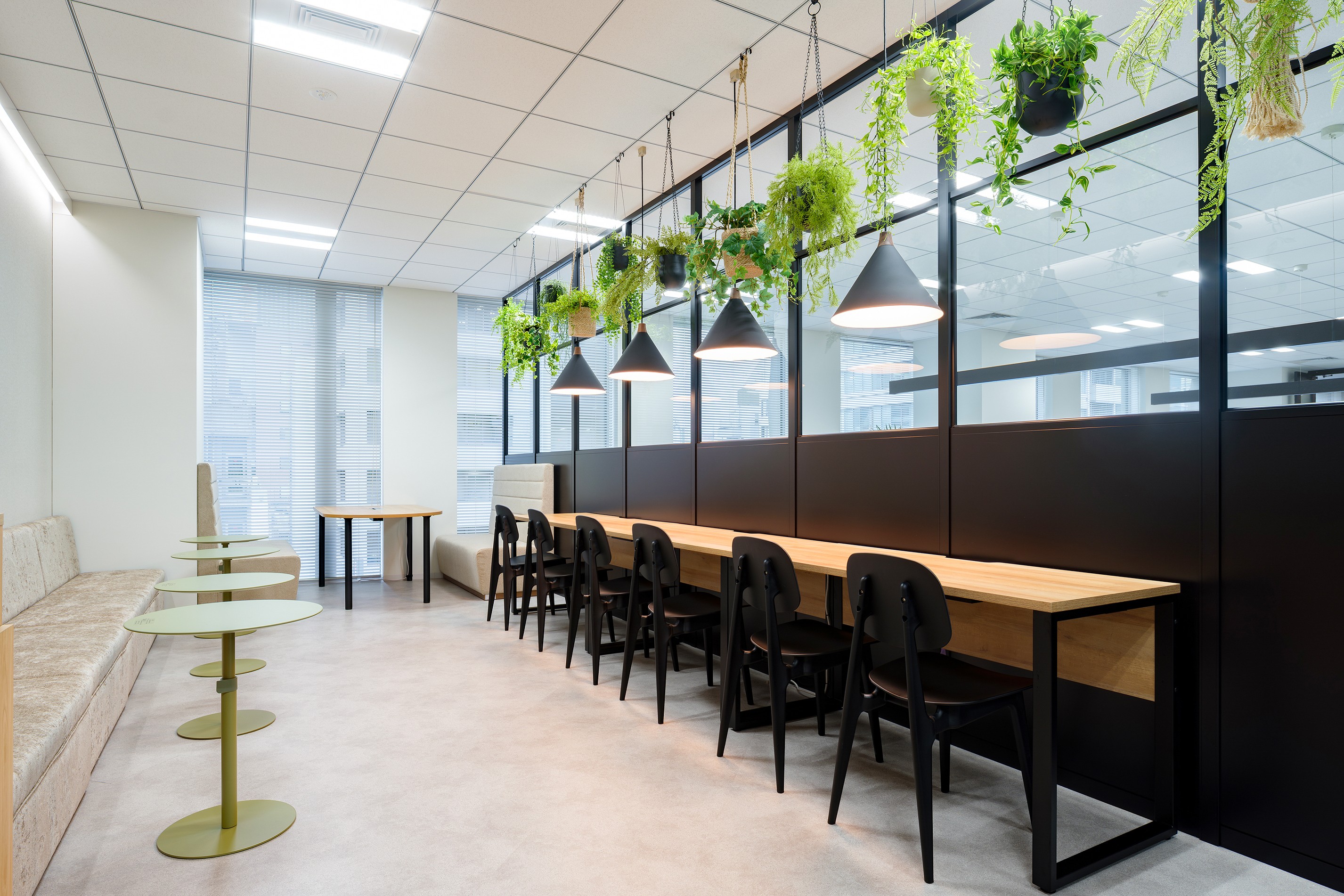 就業先イメージ