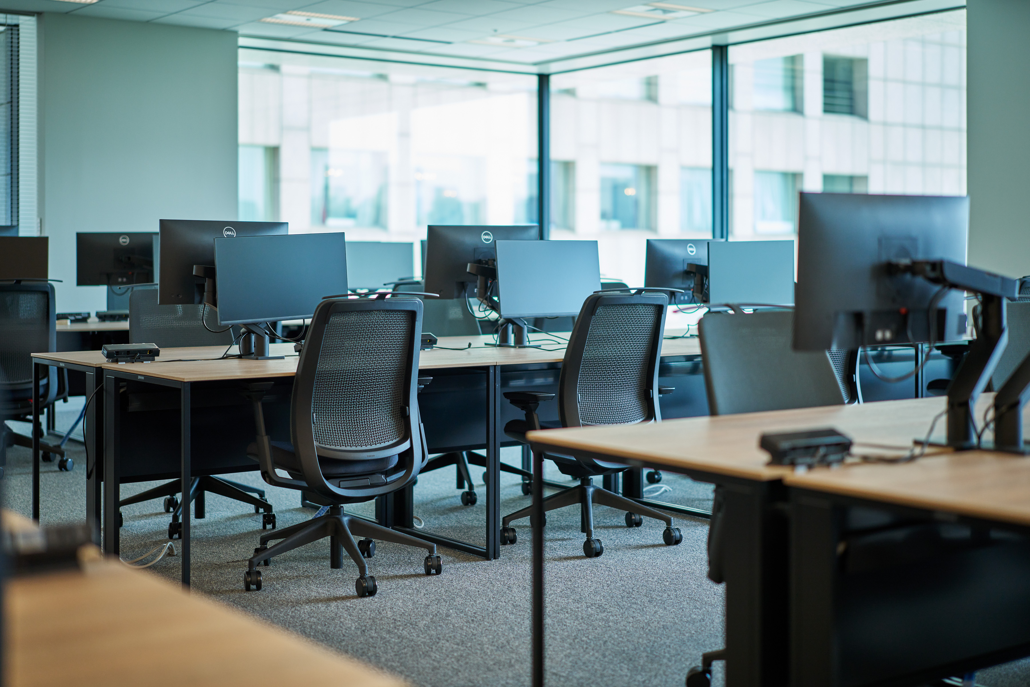 就業先イメージ