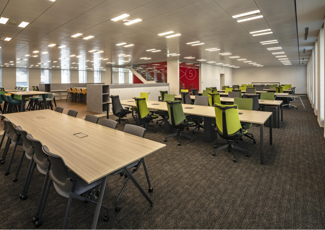 就業先イメージ