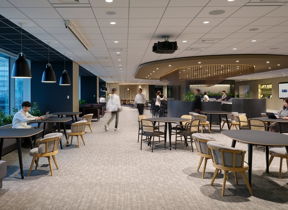 Open Lounge
当社の世界観を感じられる開放感溢れるラウンジスペース。
様々な共創の仕掛けが点在し、クライアントやパートナーと交わる特別な場所です。