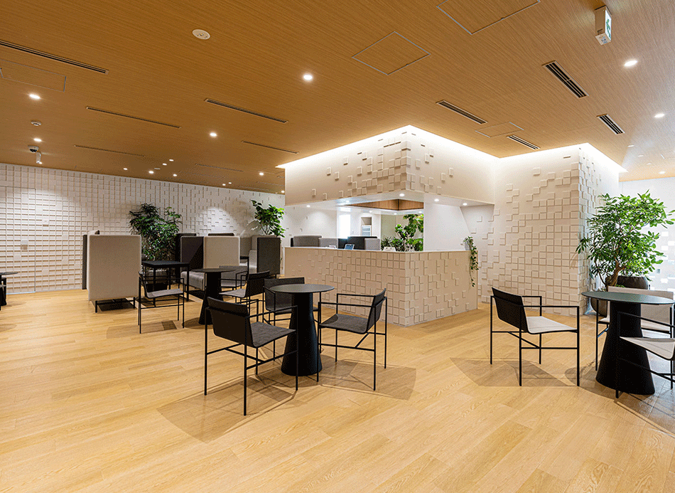 来店されたお客様を迎えるお洒落な空間（たまプラーザセンター）